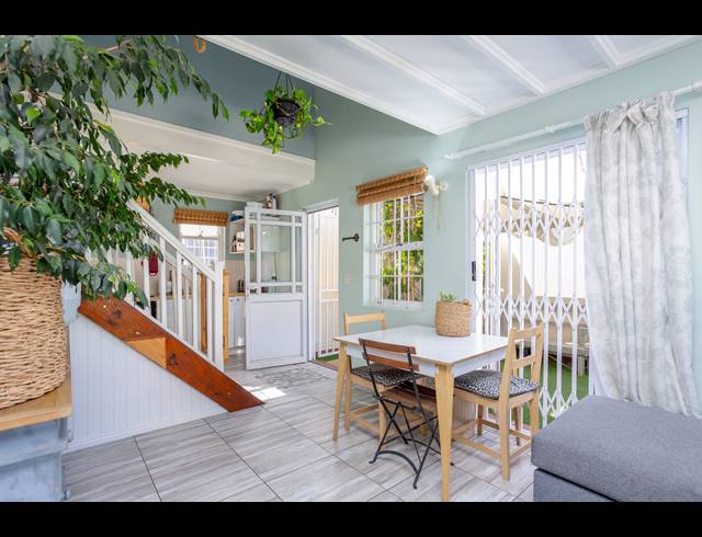 2 BEDROOM TOWNHOUSE SOLD IN HARFIELD VILLAGE